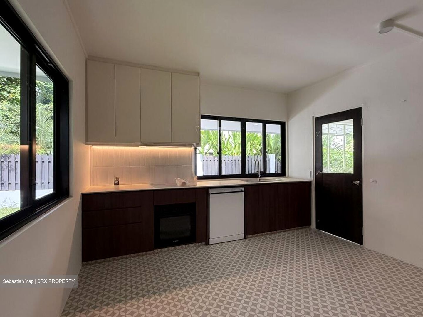 Pasir Ris Beach Park (D18), Detached #508101161